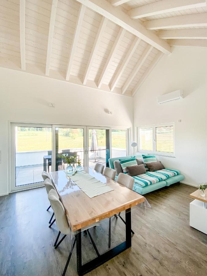 Wunderschoene Helle Wohnung Mit Grosser Dachterrasse Gottmadingen Bagian luar foto