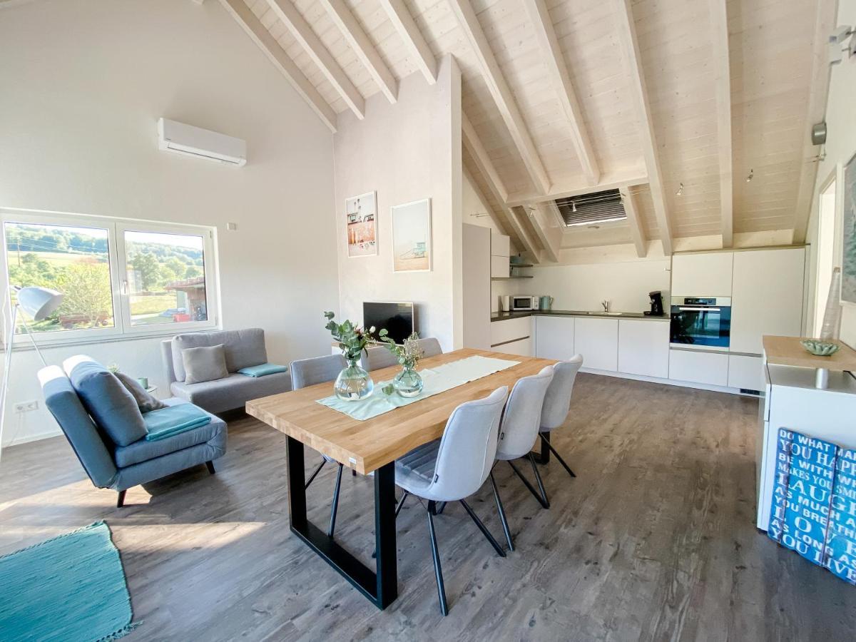 Wunderschoene Helle Wohnung Mit Grosser Dachterrasse Gottmadingen Bagian luar foto