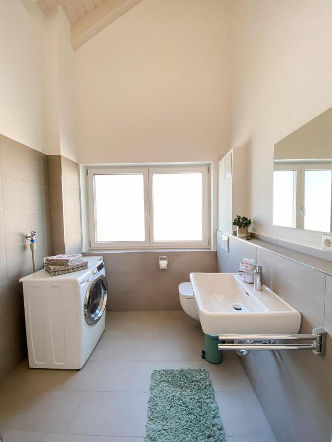 Wunderschoene Helle Wohnung Mit Grosser Dachterrasse Gottmadingen Bagian luar foto