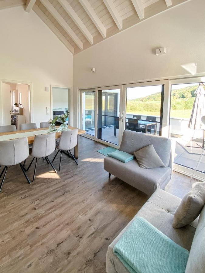 Wunderschoene Helle Wohnung Mit Grosser Dachterrasse Gottmadingen Bagian luar foto