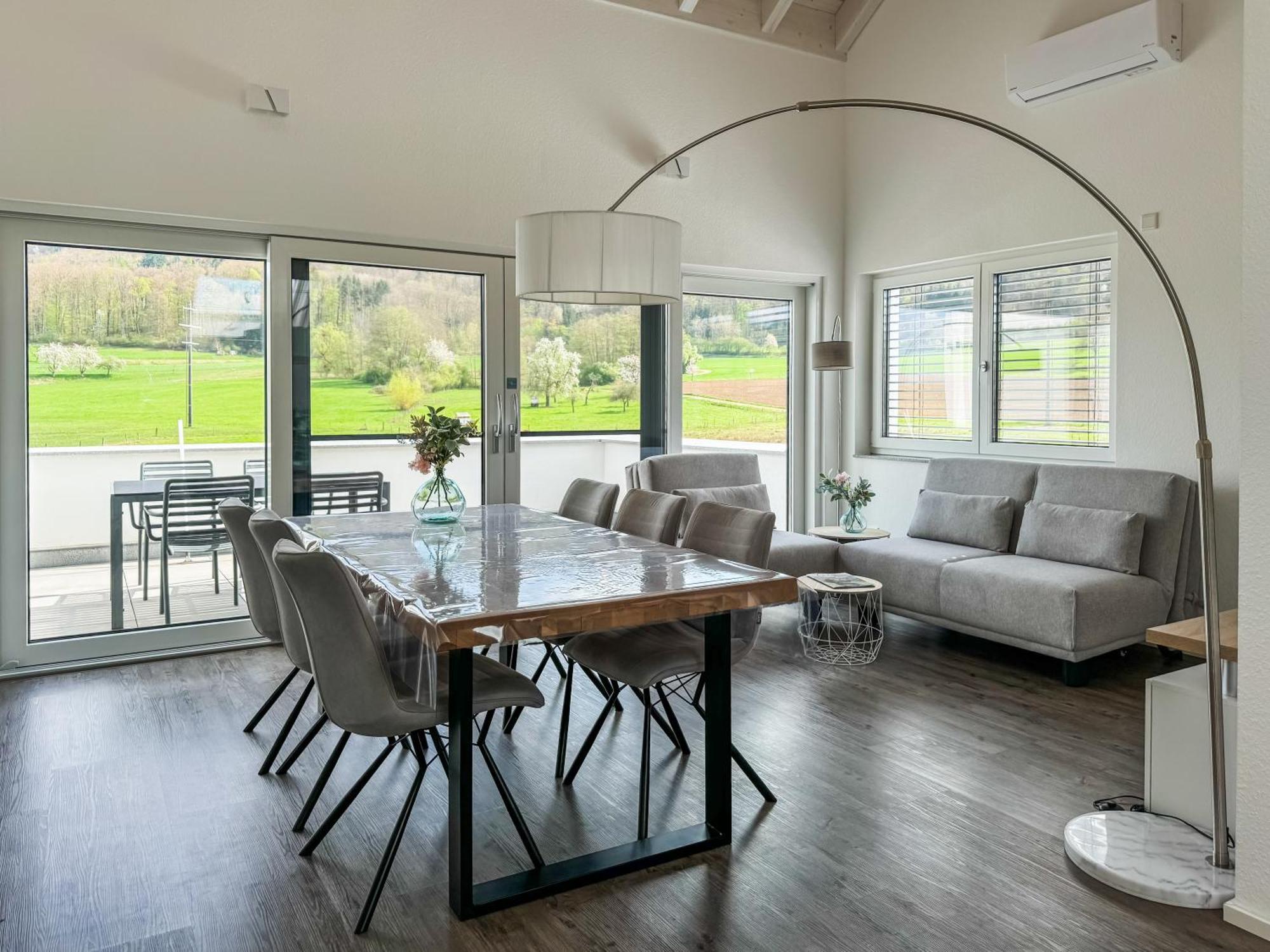 Wunderschoene Helle Wohnung Mit Grosser Dachterrasse Gottmadingen Bagian luar foto